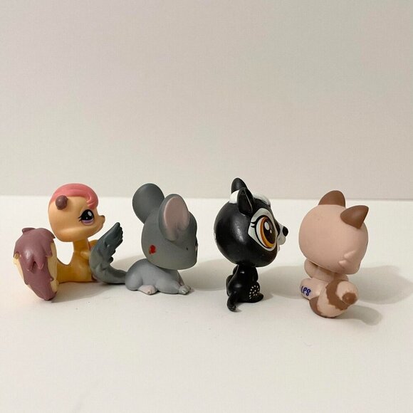LPS Littlest Pet Shop Lot of 4 Squirrel Chinchilla Raccoon Albany Perth Chipmunk - Picture 4 of 16